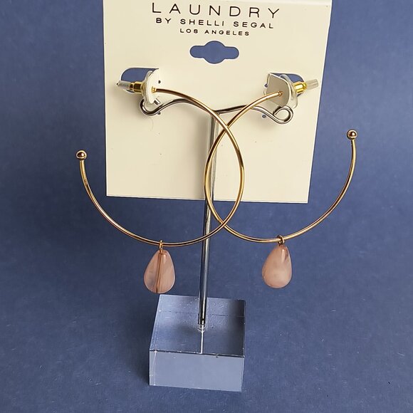 Open Hoop Earrings With a Sigle Faux Drop Push Back Gold Tone Casual Minimalist - Picture 1 of 3